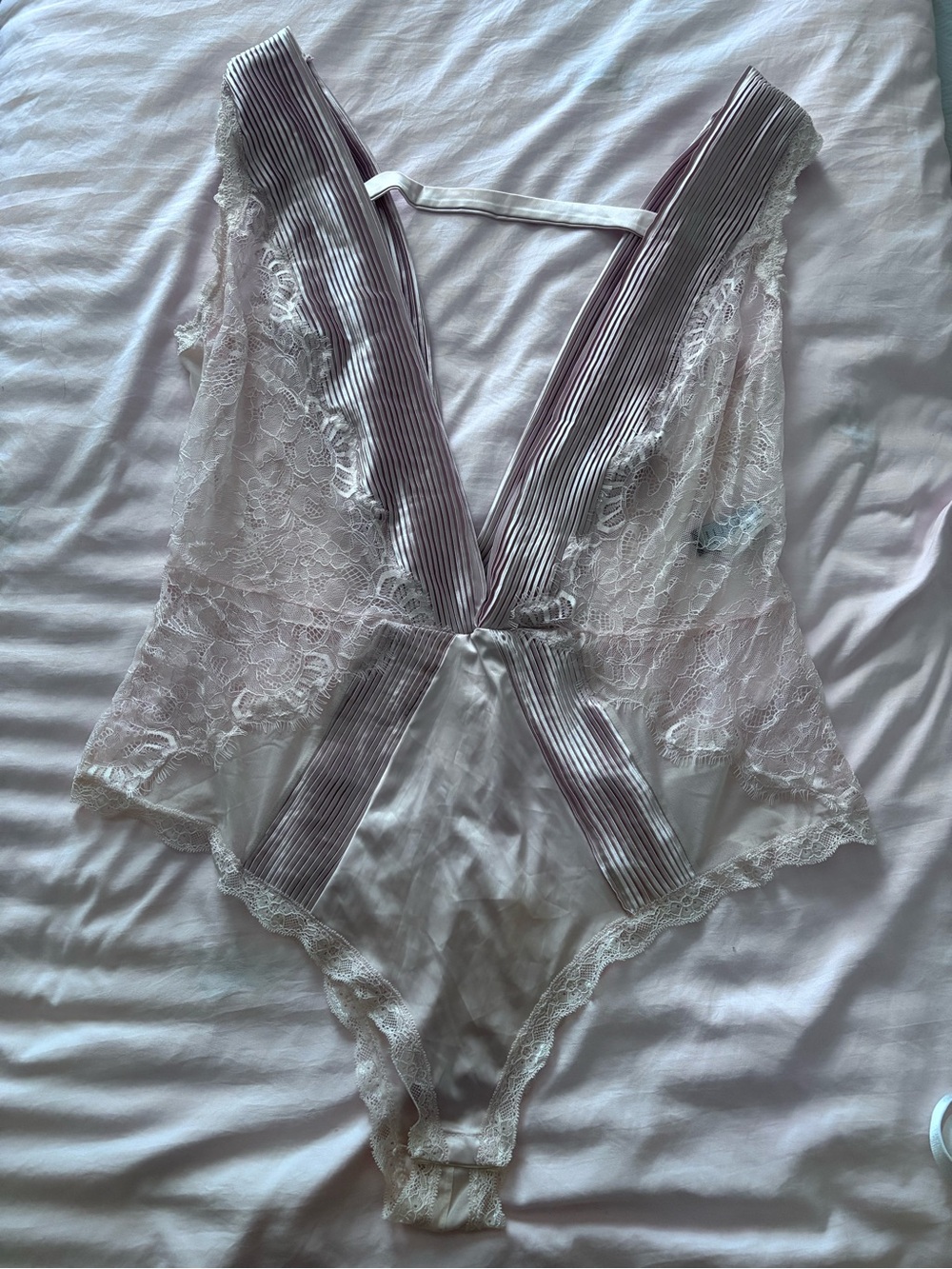 Eloquii Lace & Satin Plunge Teddy in Light Lilac and White